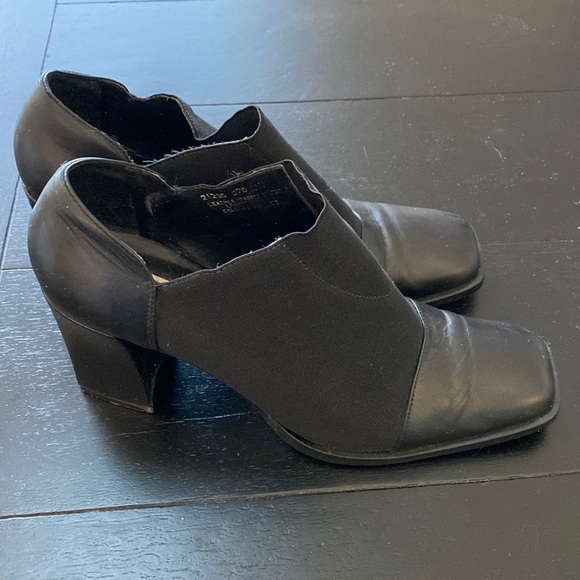 Apostrophe Black Leather and Fabric Heels. Size 10. 3.5” Block Heels - Picture 2 of 12